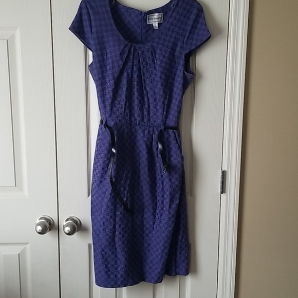 karin stevens Dresses & Skirts - Blue dress with square print